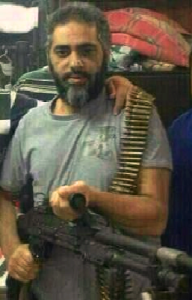 فضل شاكر من الفن والغناء إلى مجاهد في سبيل الله وعدو لدود لحزب الشيطان الشيعي ..