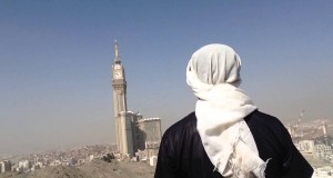 شاهد: بيعة للخليفة أبو بكر البغدادي من أمام المسجد الحرام بمكة المكرمة