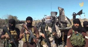 “عين اليقين”: الدولة الإسلامية في الكرمة تدمر الجيش الشيعي المدعوم بالطيران الأمريكي وتستولي على أسلحته